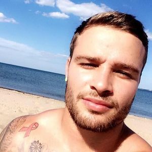 Meet your Posher, Leo